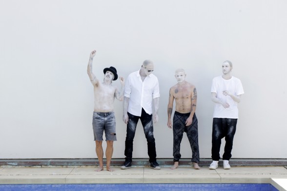 Raksta attēls - “Red Hot Chili Peppers” uzstāsies Latvijā ar iespaidīgu koncertu Daugavas krastā