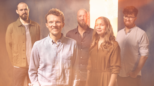 Raksta attēls - Grupa “The Sound Poets” laiž klajā jaunu albumu “Pie vienas uguns”, aicina uz koncertiem